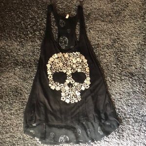 Aran’s Den SKULL TANK 💀